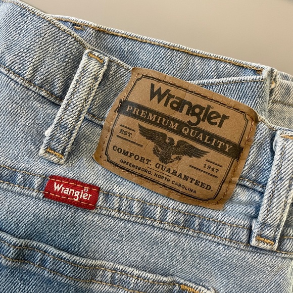 Wrangler Men's Regular Straight Jeans - Picture 4 of 6